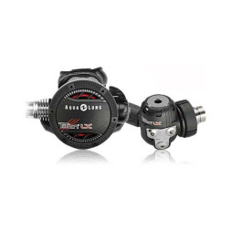 Регулятор Титан 2011 DIN 300 бар AQUA LUNG